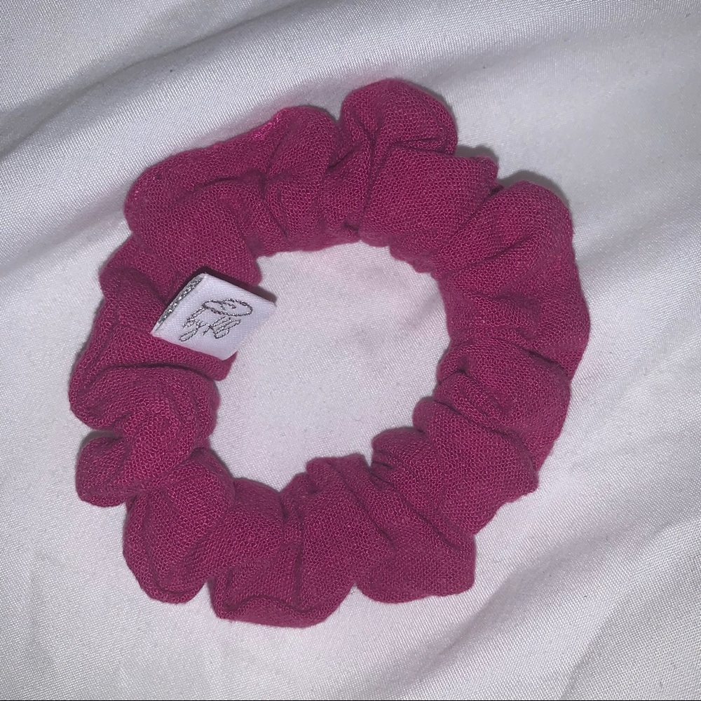 DEW by KB mini fuchsia scrunchie